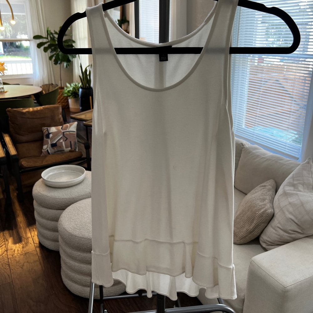 Ann Taylor white ruffle tank